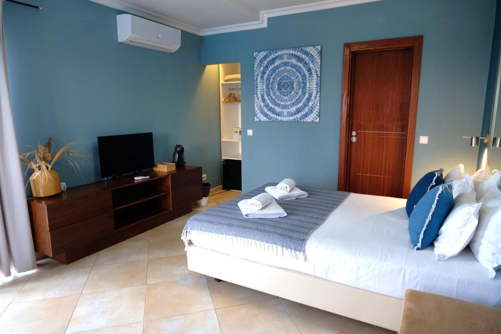Arrifana Destination Suites Aljezur Eksteriør bilde
